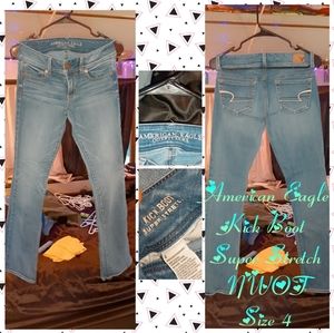 NWOT American Eagle Jeans